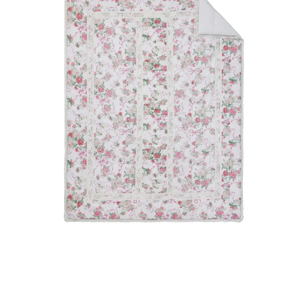 Love Shack Fancy Pottery Barn Cabbage Rose Quilt size Full/Queen EUC